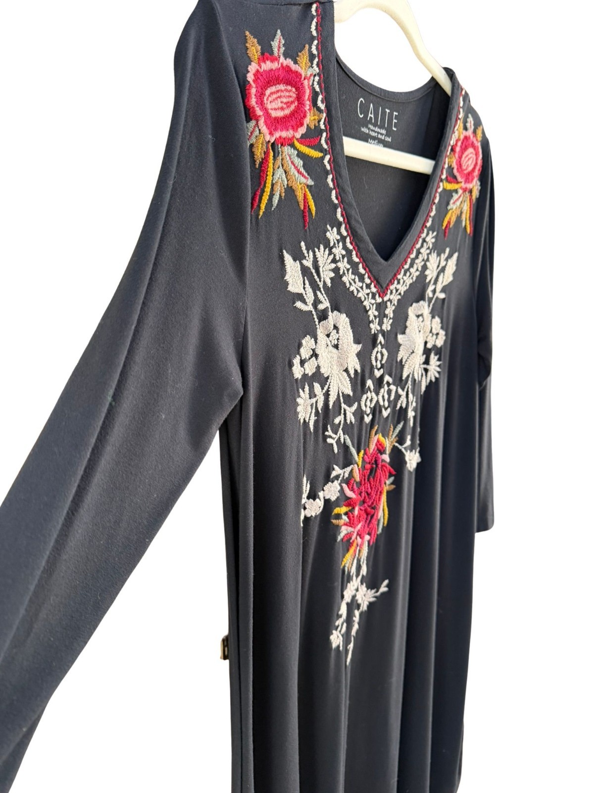 Caite Embroidered Floral Boho Swing Dress Black V Neck 3/4 Sleeve Medium