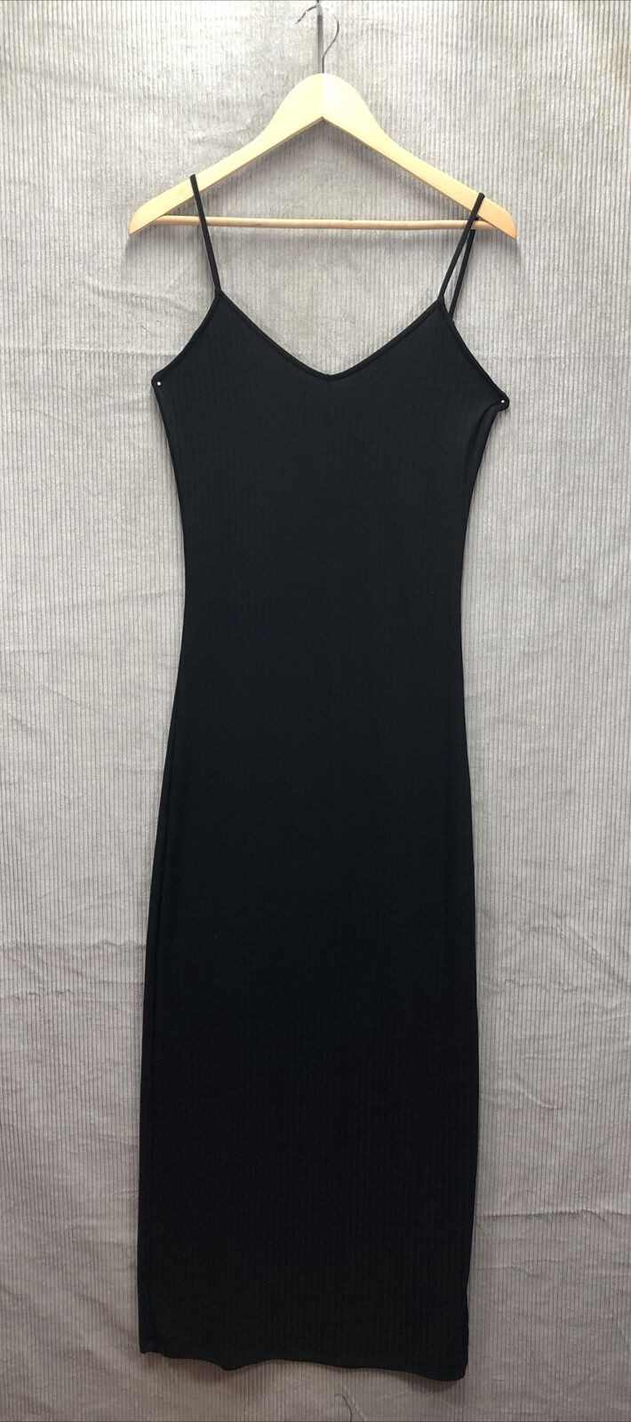 Absolutely Love It Maxi Dress Size Medium Black Ribbed Spaghetti Straps NWT