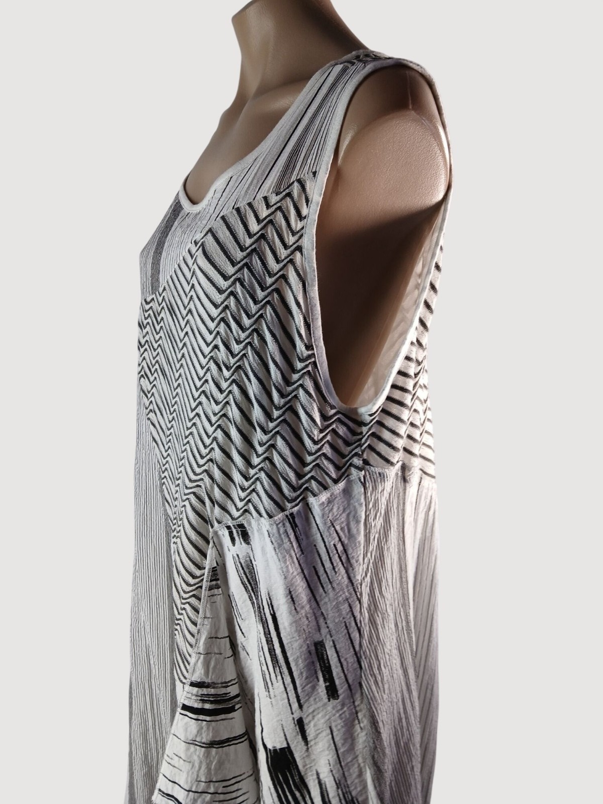 Radzoli Sleeveless Black White Patchwork Panel Tiered Dress XL Asymmetrical