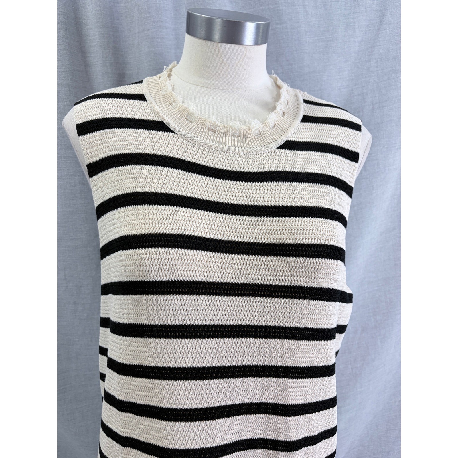 mello. Los Angeles Striped Knit Midi Dress Distressed Neck Cream Black Medium