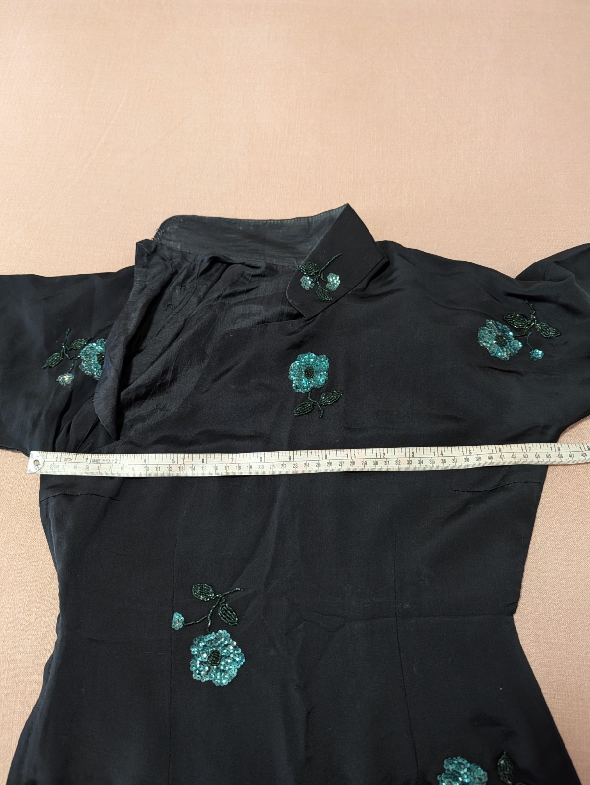 Authentic Vintage Black Silk Embroidered Cheongsam Dress Sz S