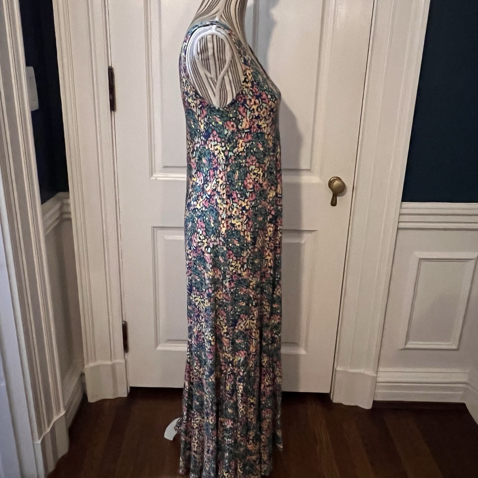 Loft Small Floral Maxi D137