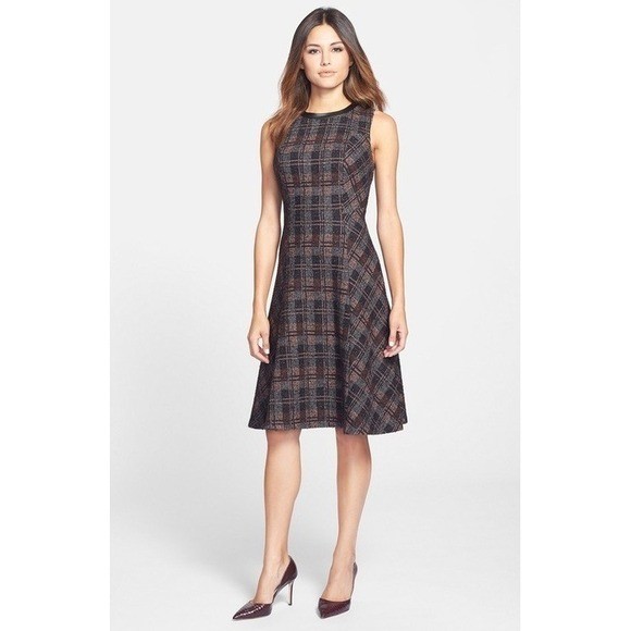 CLASSIQUES ENTIER Stella Tweed A-Line Fit N’ Flare Dress Leather Wool Plaid 8