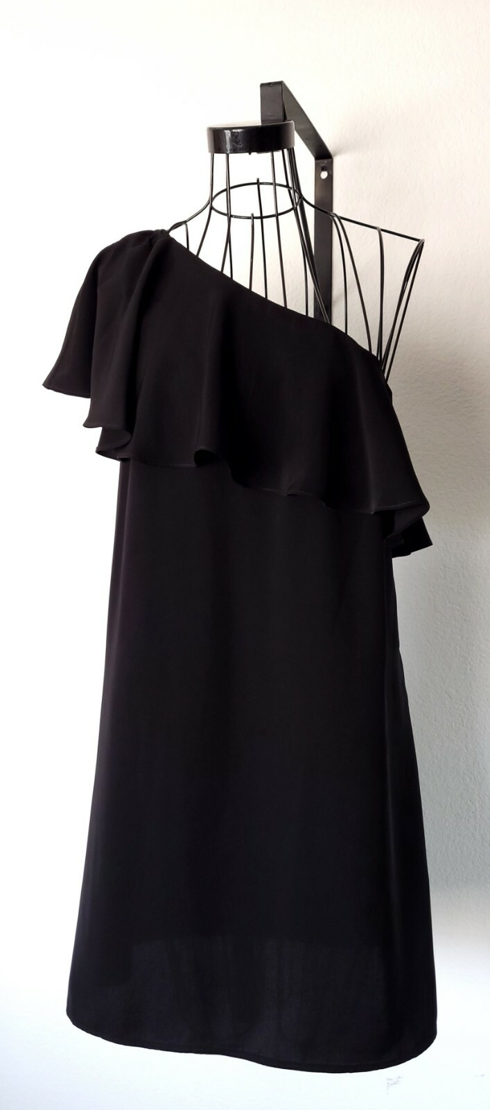 Carolina Belle Montreal Black One Shoulder Shift Dress Ruffle Sided Zip Size 2