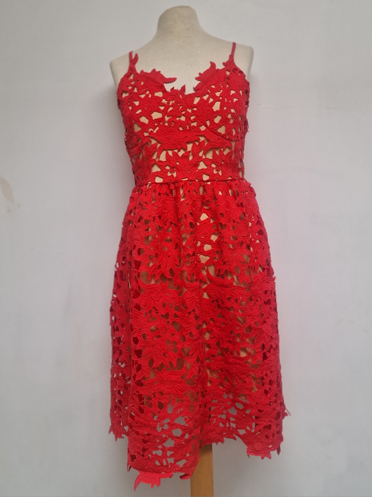 Stunning Red Lace Vero Moda Knee Length Dress Wedding Occasion Size 12