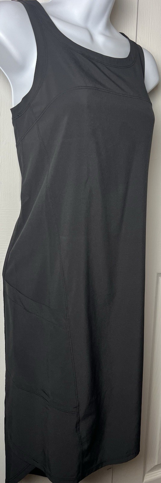 THE NORTH FACE Dress Dawn Break Flash Dry Shift Black Tank Lightweight Stretchy