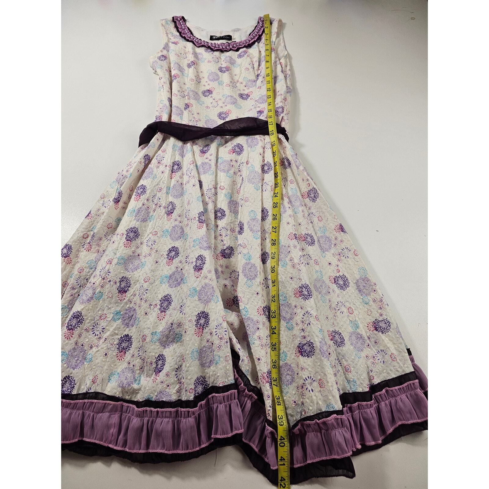 Waters edge size medium botique textured Belted dressage beaded detail vintage ^