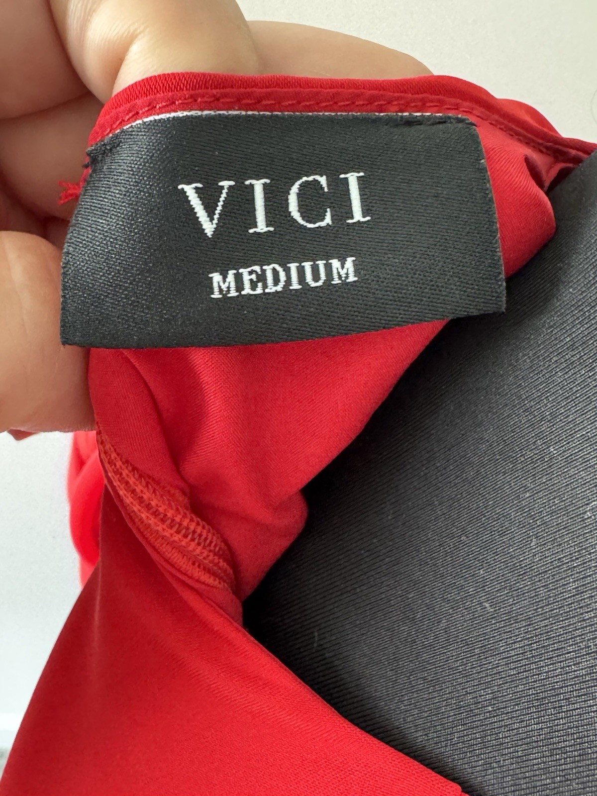 VICI Women’s M Red Solid Round Neck Puff Short Sleeve Bow A-Line Mini VCD34061