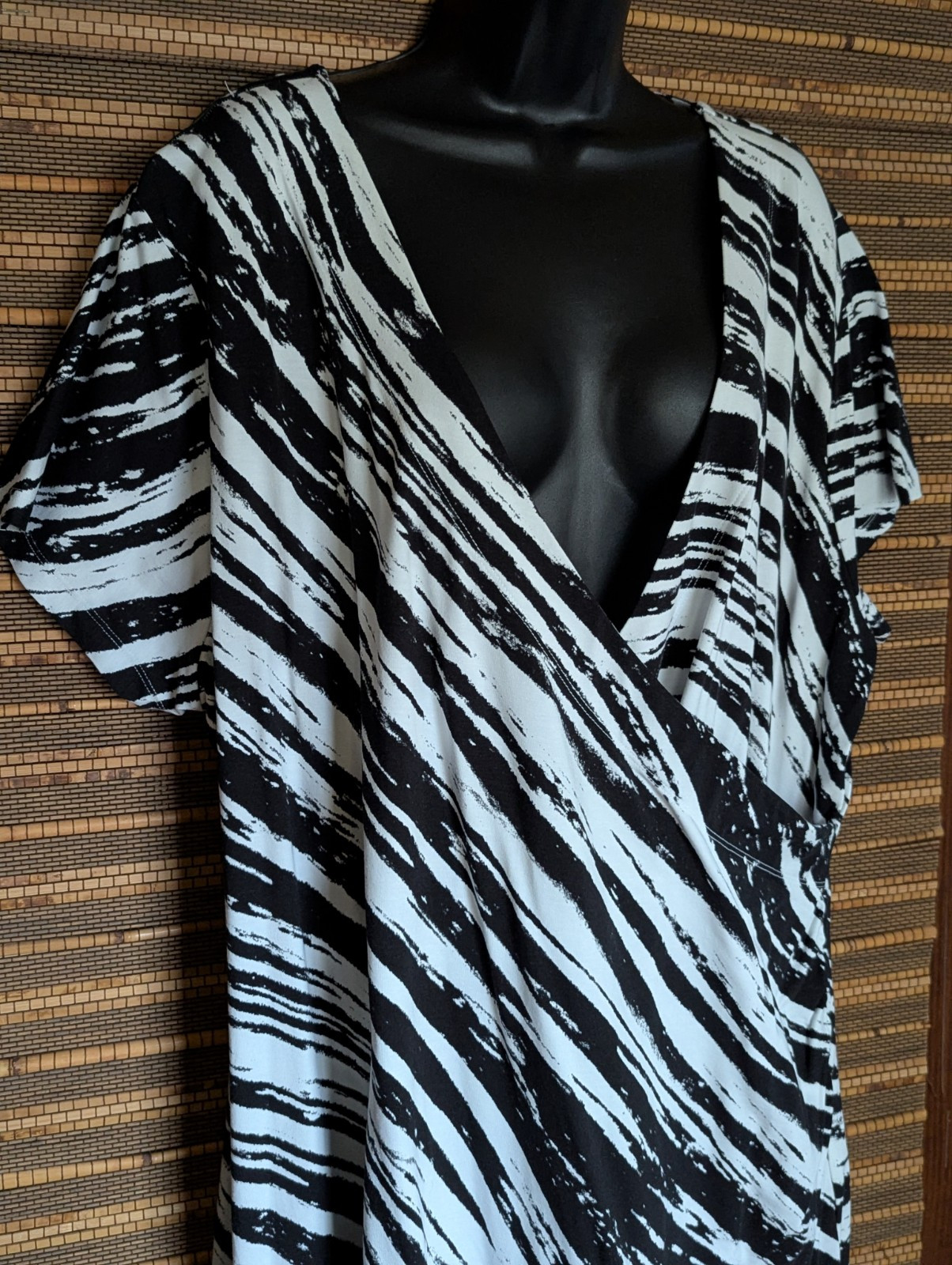 Soft Surroundings 2X Black White Surplice Wrap Cotton Modal Stretch Midi Dress
