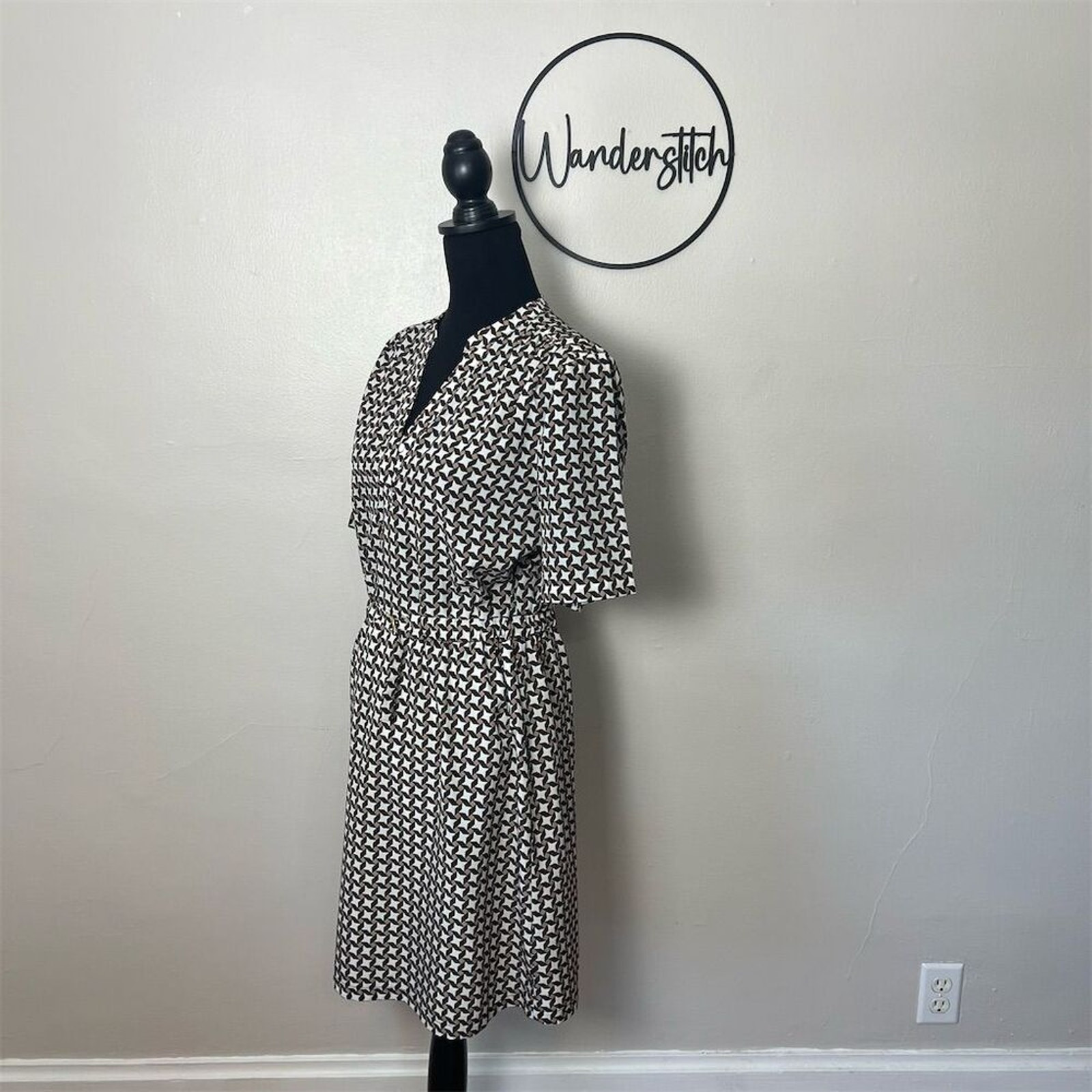 Johnston & Murphy Geometric Print Dress Size S Brown Casual, Elastic Waist