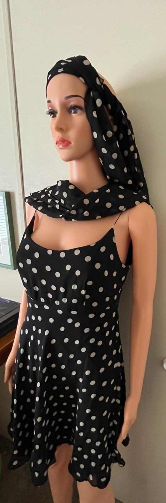UNKNOWN WOMEN’S BLACK & WHITE POLKA DOT RUFFLED FLARE DRESS SZ XS & 88 IN SCARF
