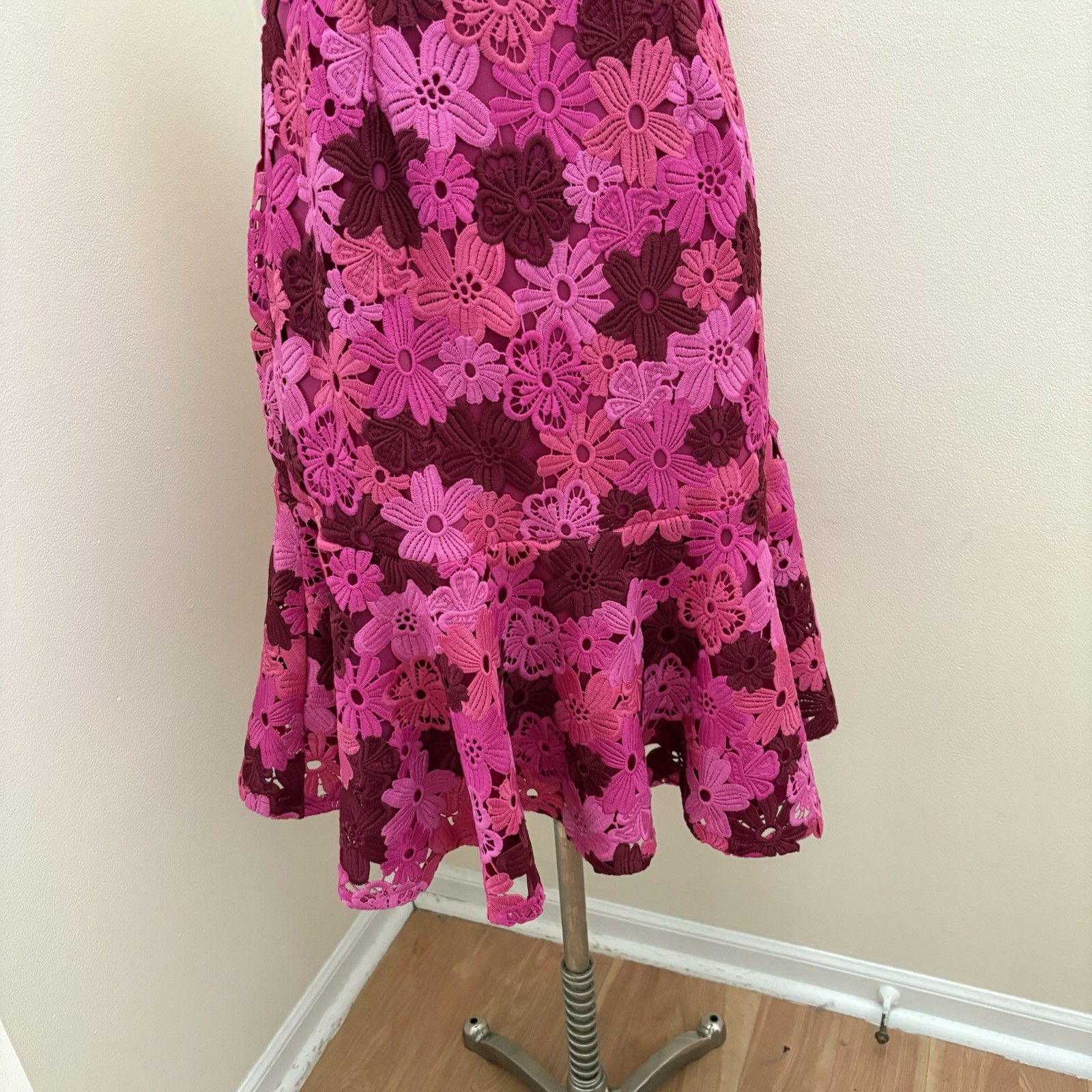 Alexia Admor Romantic Feminine Floral Lace Strapless Cocktail Dress Sz 8 Medium