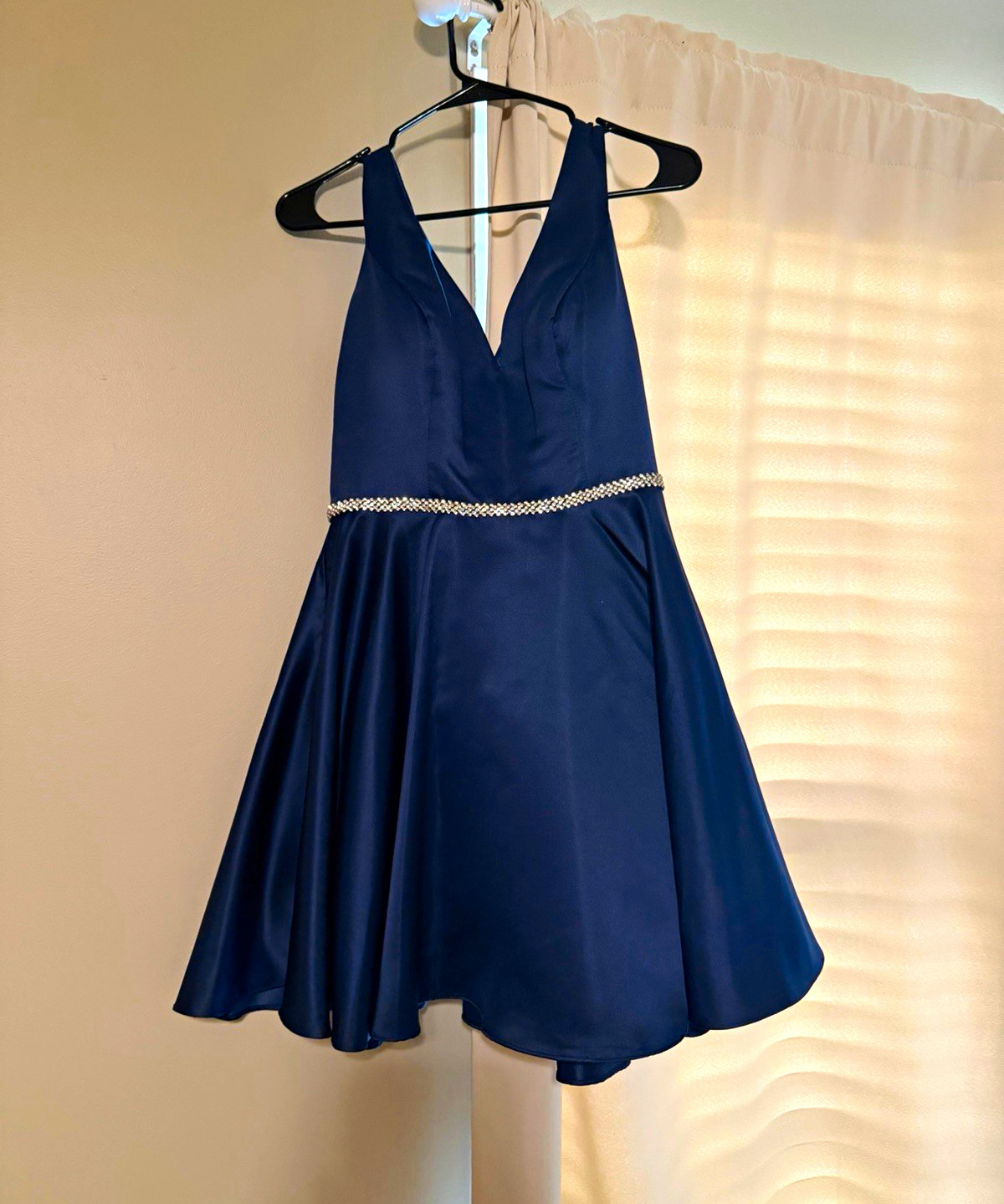 Dancing Queen Women’s M Blue Sleeveless V-Neck A-Line Short Dress Beaded Waist