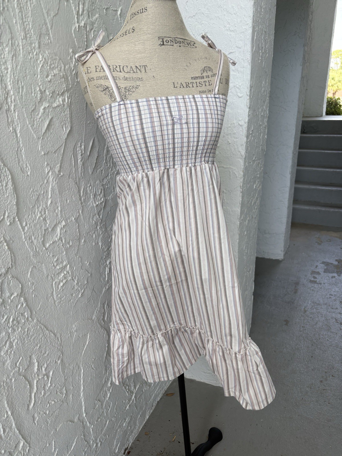 L by Ladida Slippe Beige White Blue Striped Cotton Knee Sundress Ruffle Bow 8
