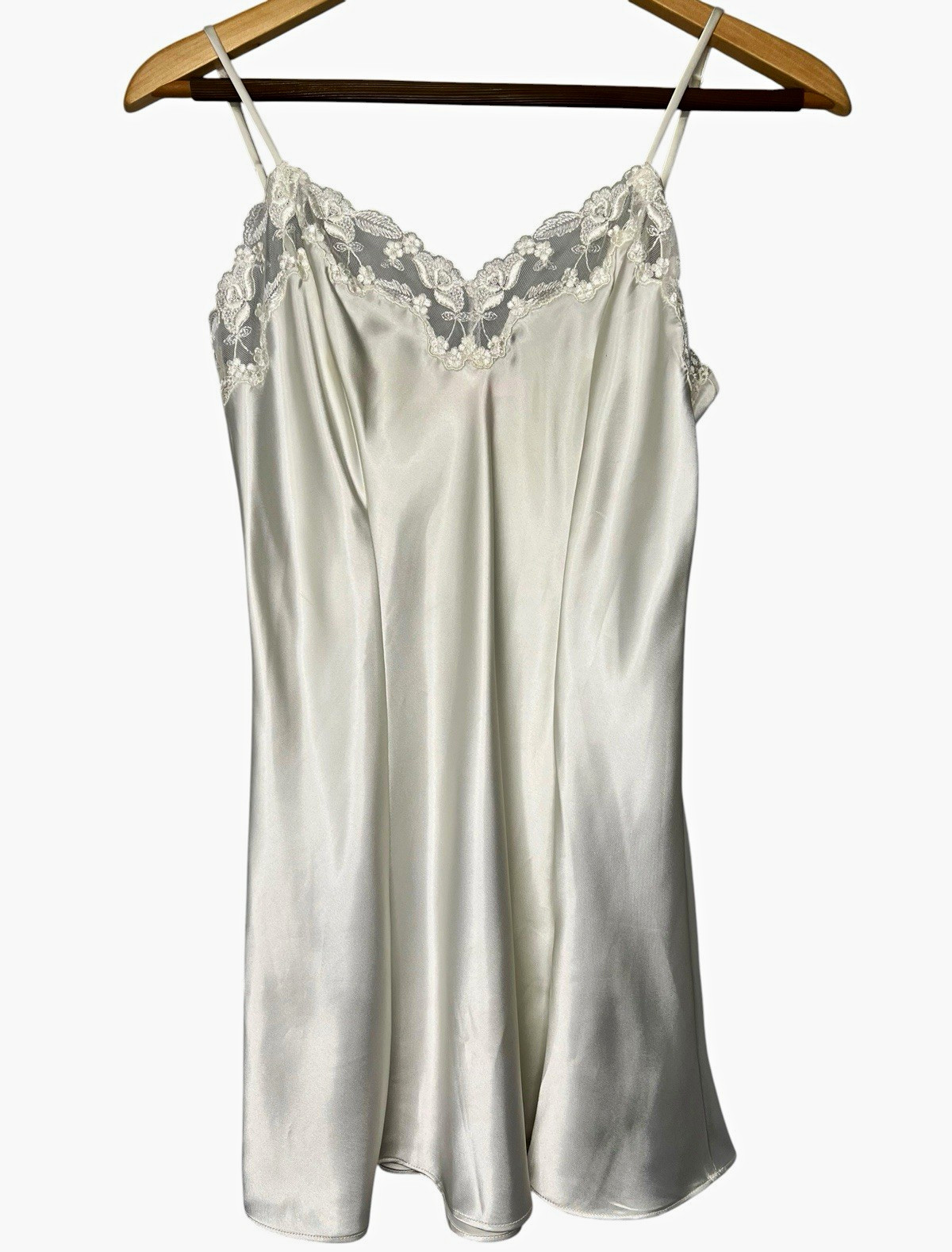Victoria’s Secret Ivory Floral Satin Lace Mini Dress Chemise S Bridal Fairy Y2K