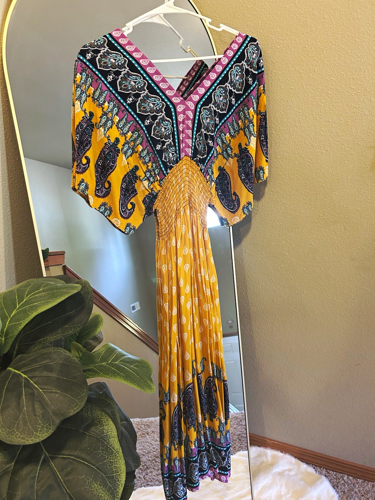 Women’s Yellow Paisley Maxi Dress V-Neck Short Sleeve Smocked One Size