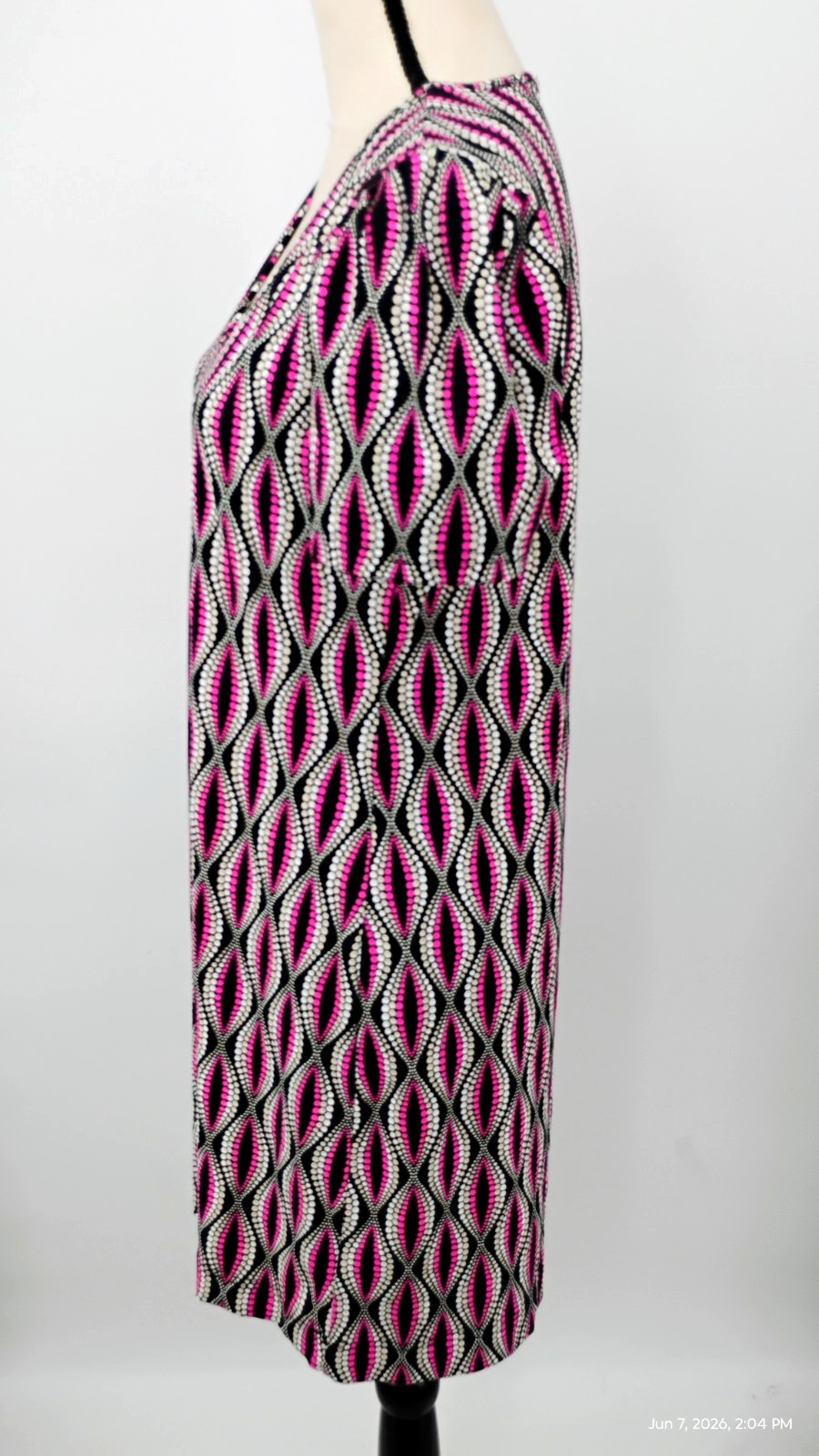 NEW Lulu- B Diamond Dot Short Sleeve V-Neck Dress UPF 50+ Stretch Small.