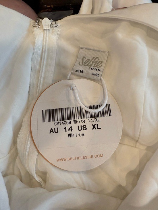 Selfie Leslie Hand in Mine White Tie-Back Ruffle Wrap Mini Dress NEW Size US 10