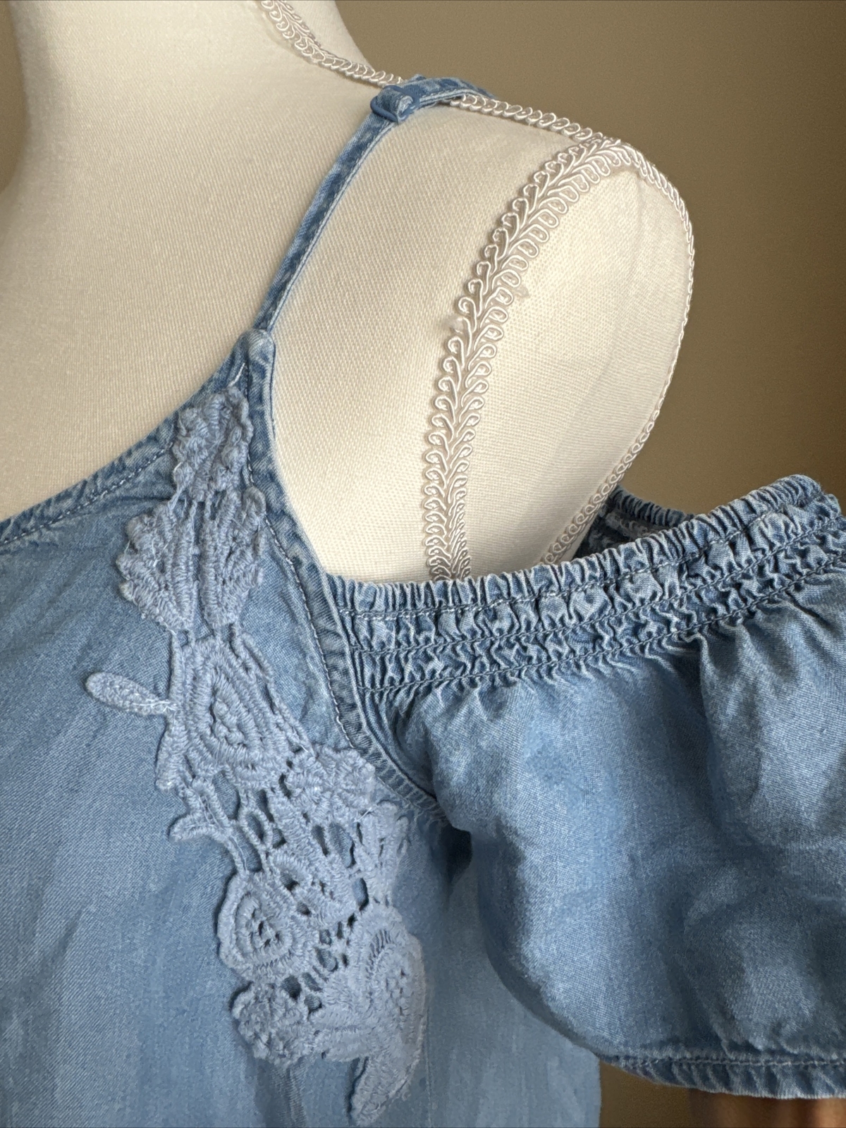 Jessica Simpson Denim Chambray Cold Shoulder Dress Size Large