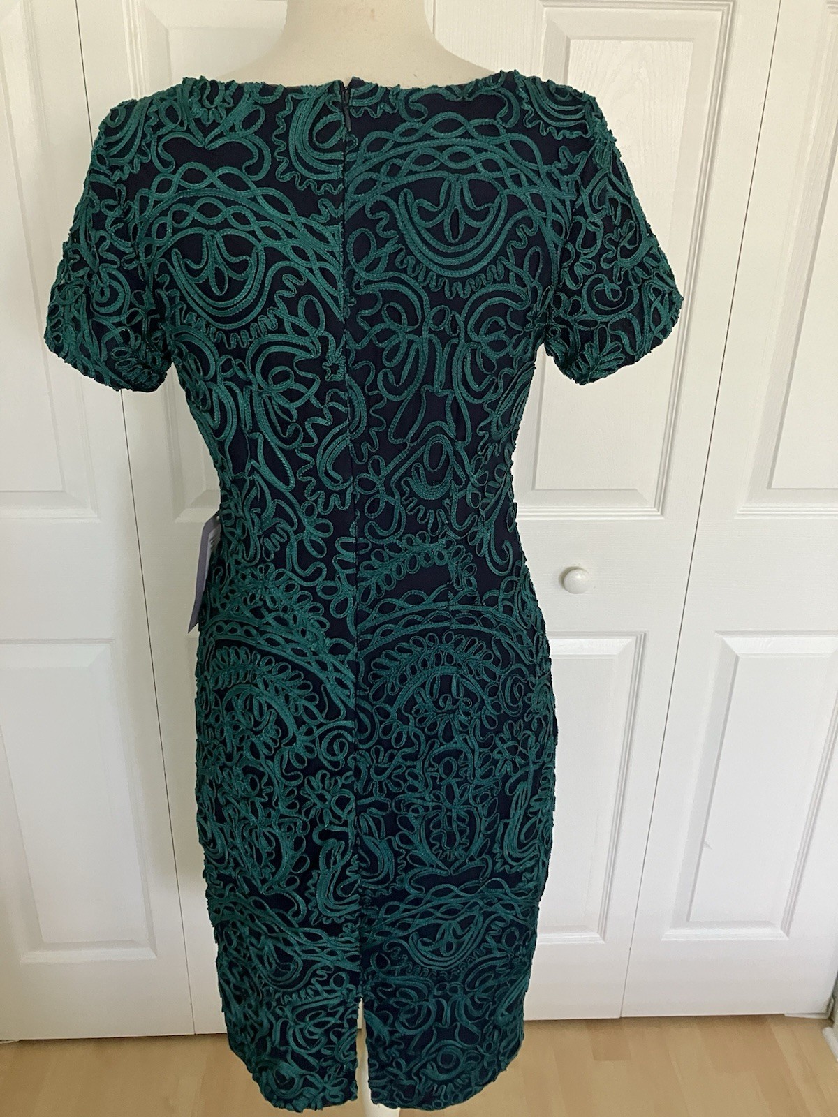 NWT JS Collection V – Soutache Jade Embriodered Cocktail Dress 8P