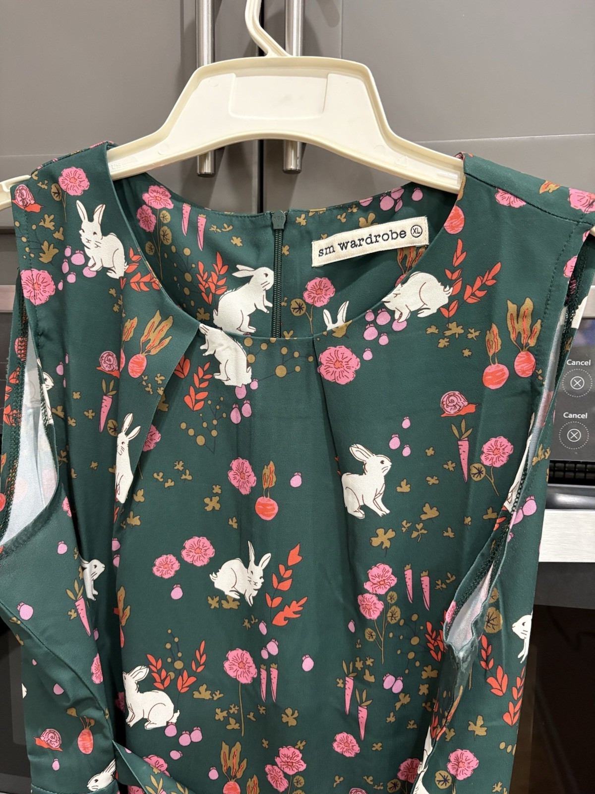 SM Wardrobe Green Bunny Print Dress Women’s XL
