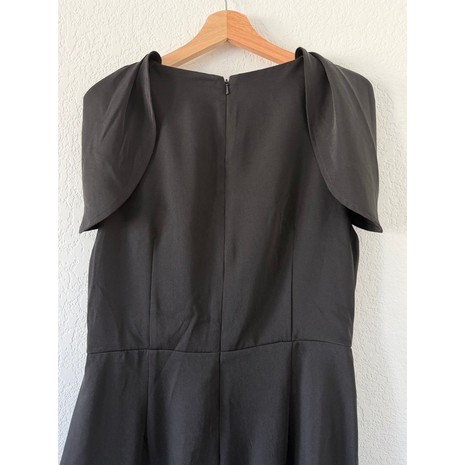 Mac Duggal Black Cap Sleeve Midi Dress Evening Formal Size 10 *BELT NOT INCLUDED
