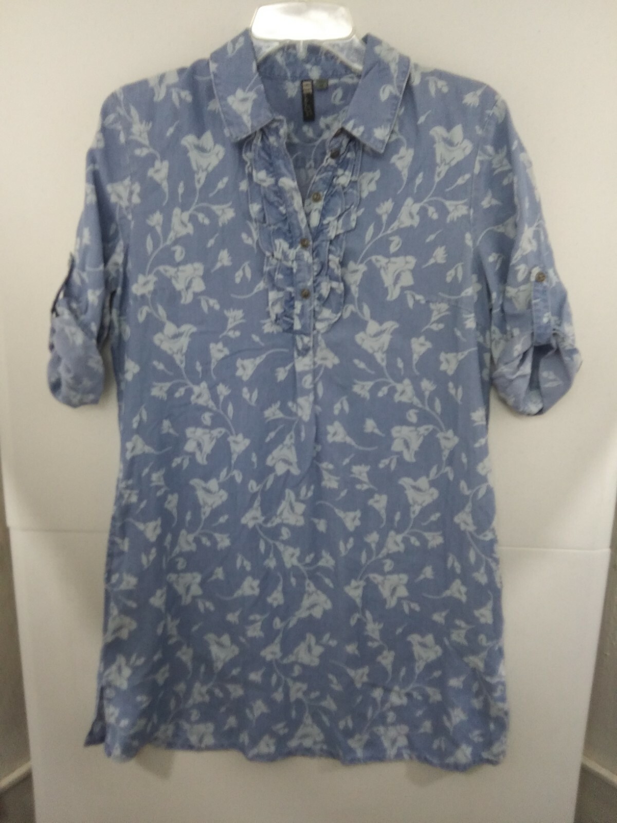 Kut from the Kloth Blue Chambray Floral Ruffled Shirt Dress NWOT Petite PM MP