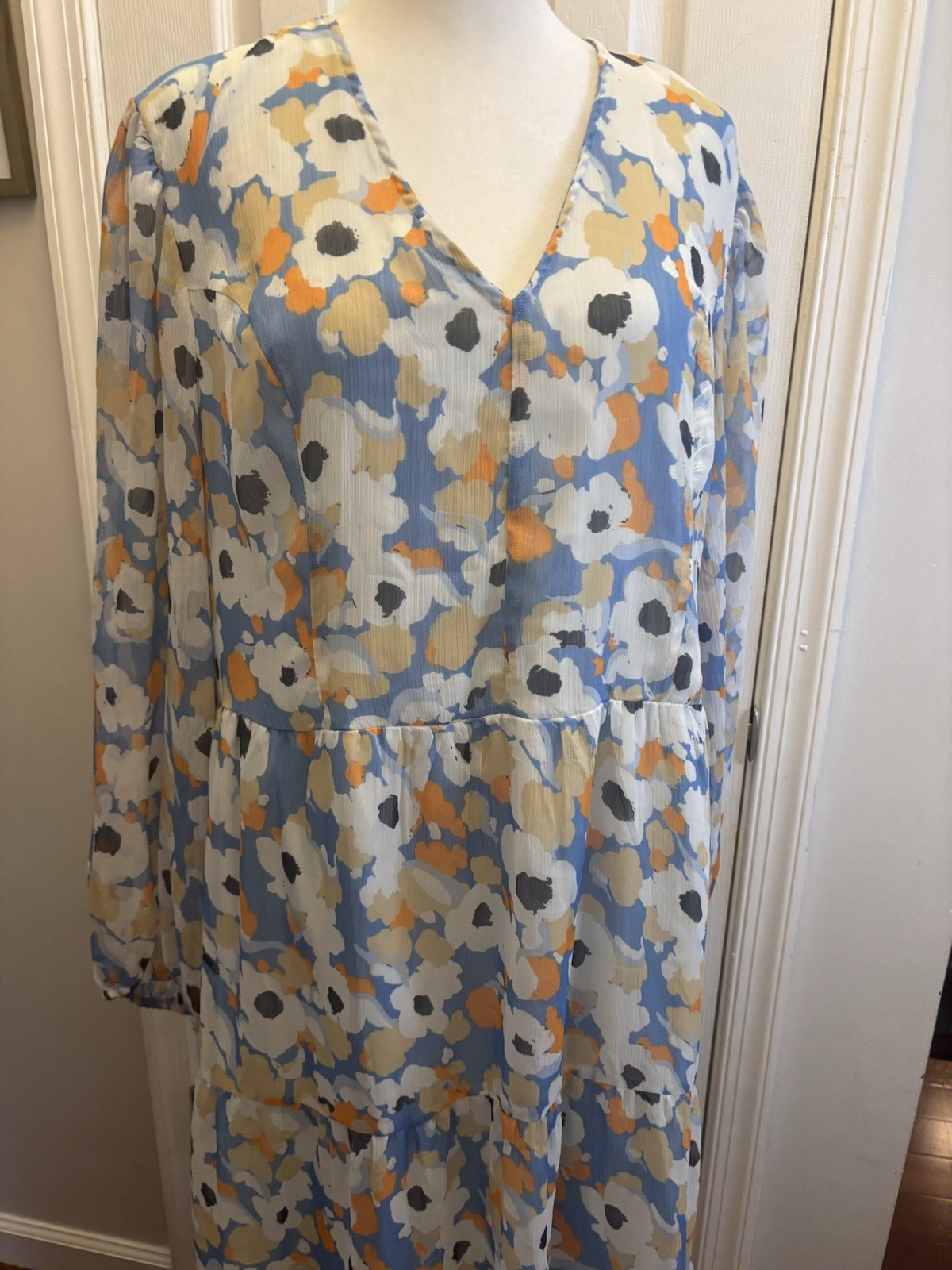Joie Floral Tier Midi Dress Womens L Blue Long Sleeve V Neck Classic Vacay