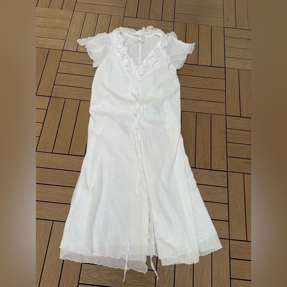 Linda Lundstrom white maxi ruffles light cotton dress