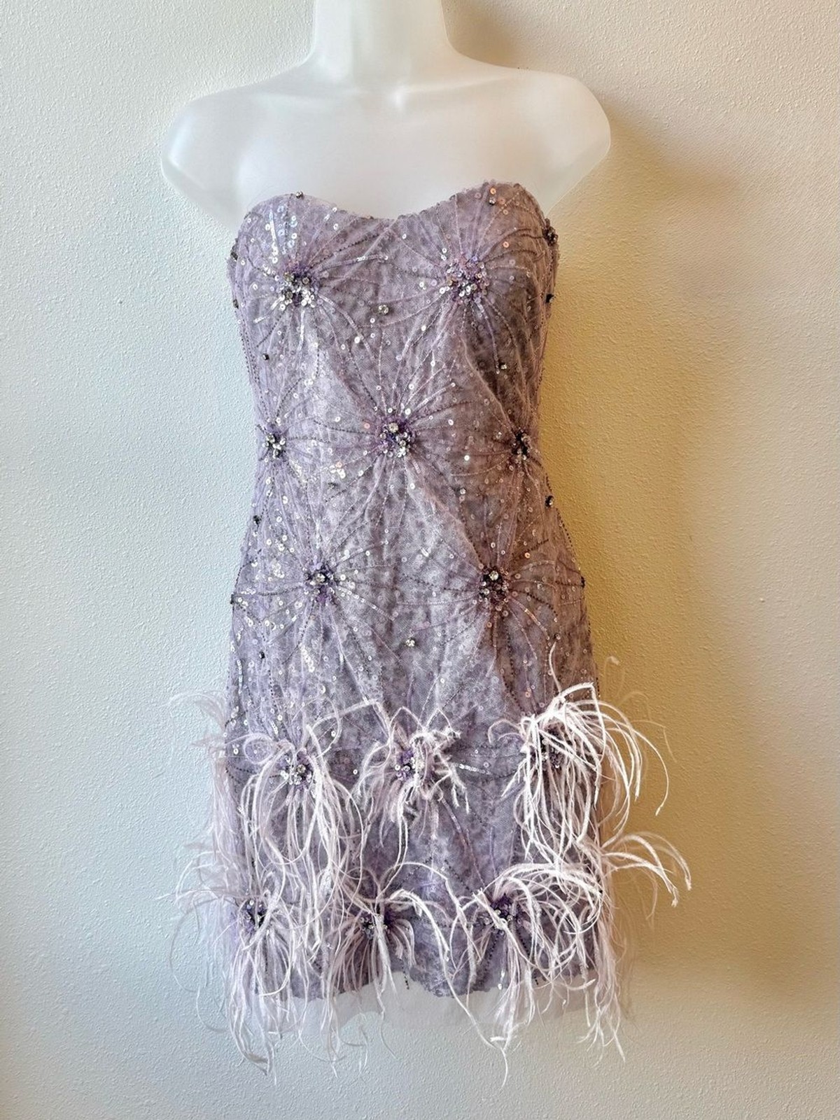 Y2K Badgley Mischka Lavender Beaded Feather Cocktail Dress