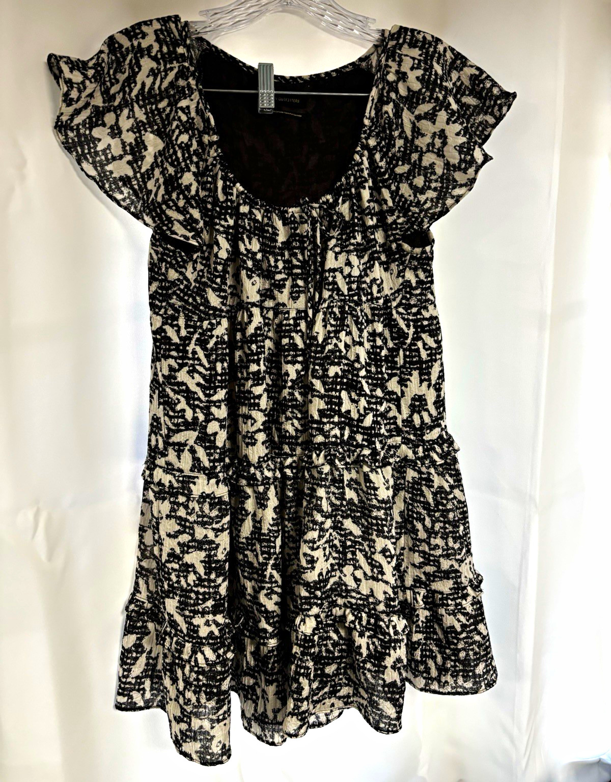 Urban Outfitters Black White Abstract Mini Dress Flutter Sleeve Chiffon S