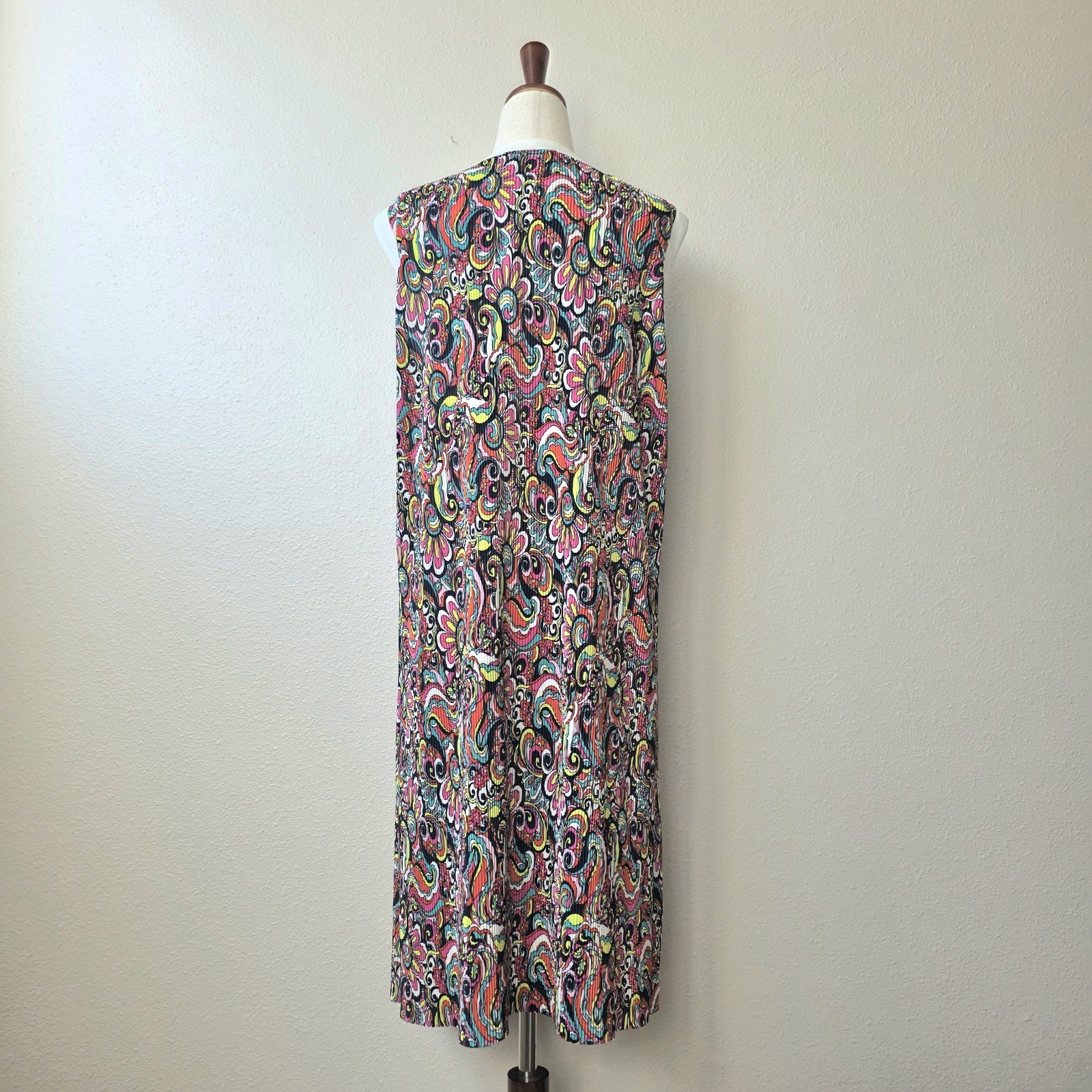 Nina Leonard Multicolor Floral Shift Midi Dress V-Neck Sleeveless Size L