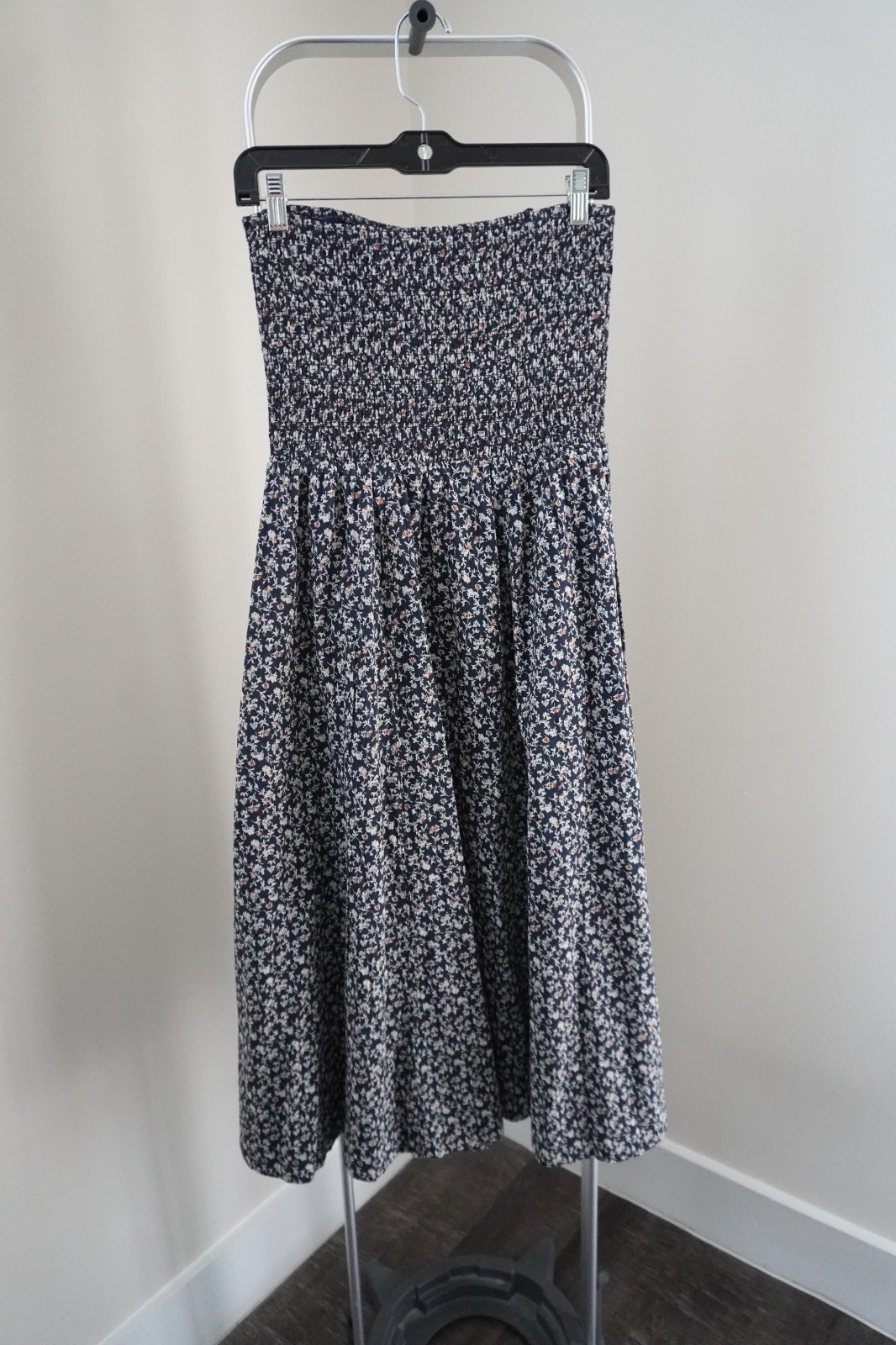 Veronica Beard Midi Dress Corneila Floral Smocked Strapless Cotton Size Medium