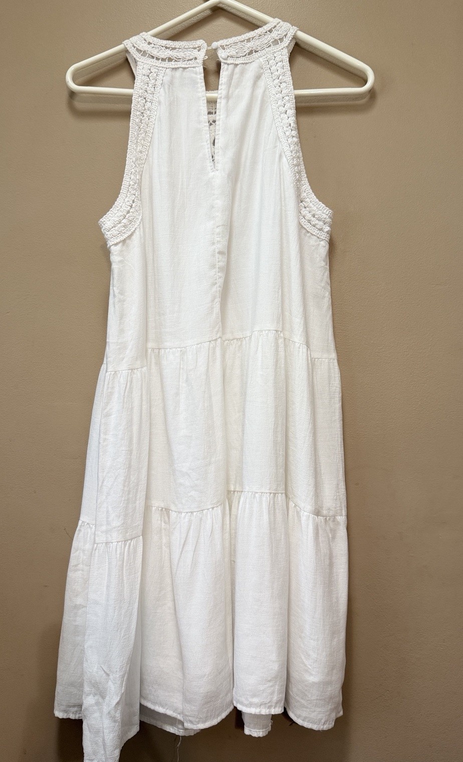 BTFBM Women’s White Solid Halter Lace Yoke Tiered A-Line Lined Knee Dress Sz L