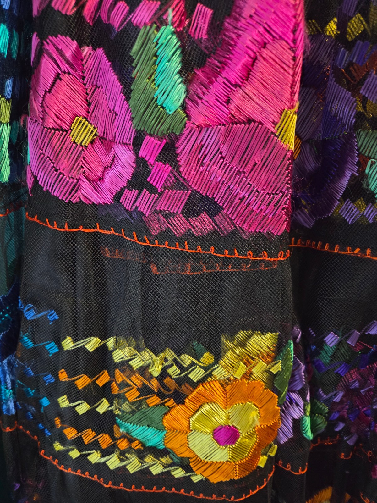 Vibrant Black Mexican Chiapas Dress Size Large