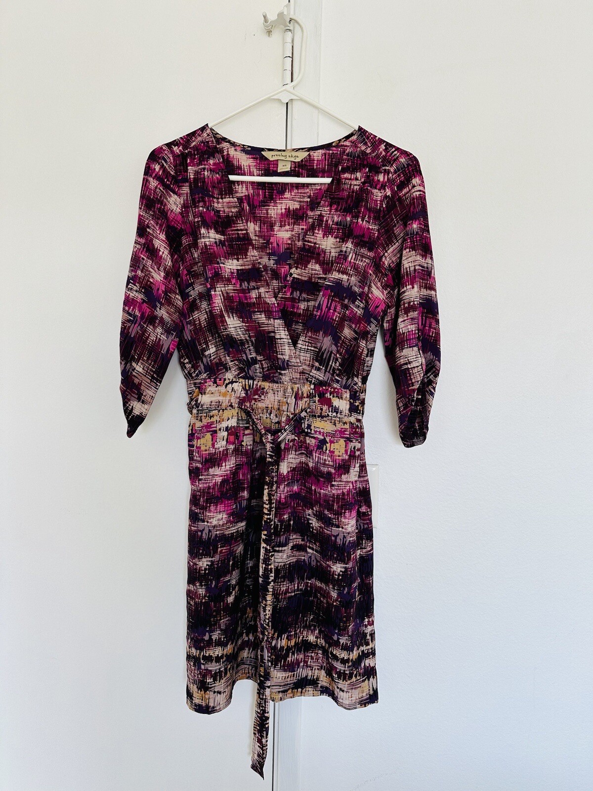NWOT Presley Skye V-Neck 3/4Sleeve Knee Length PocketsColorful Purple Dress XS