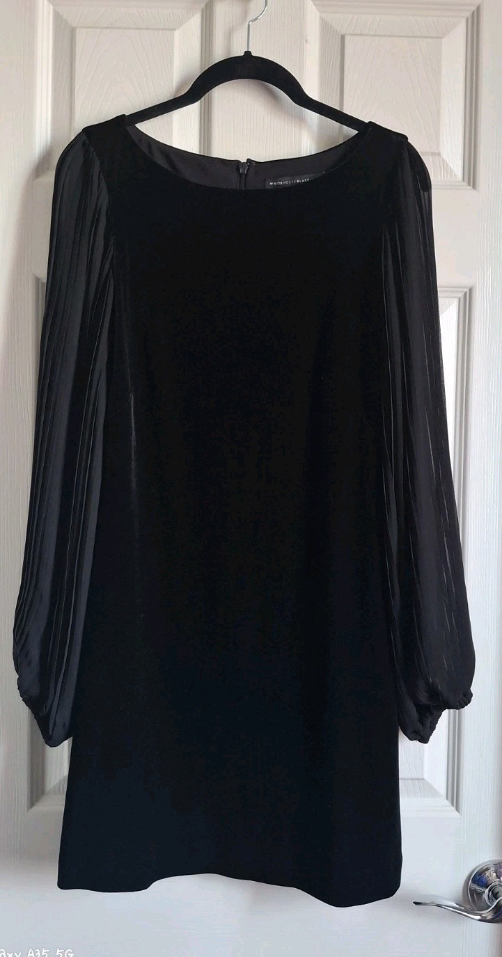 White House Black Market Pleated Sheer Long Sleeve Black Velvet Shift Dress Sz 0