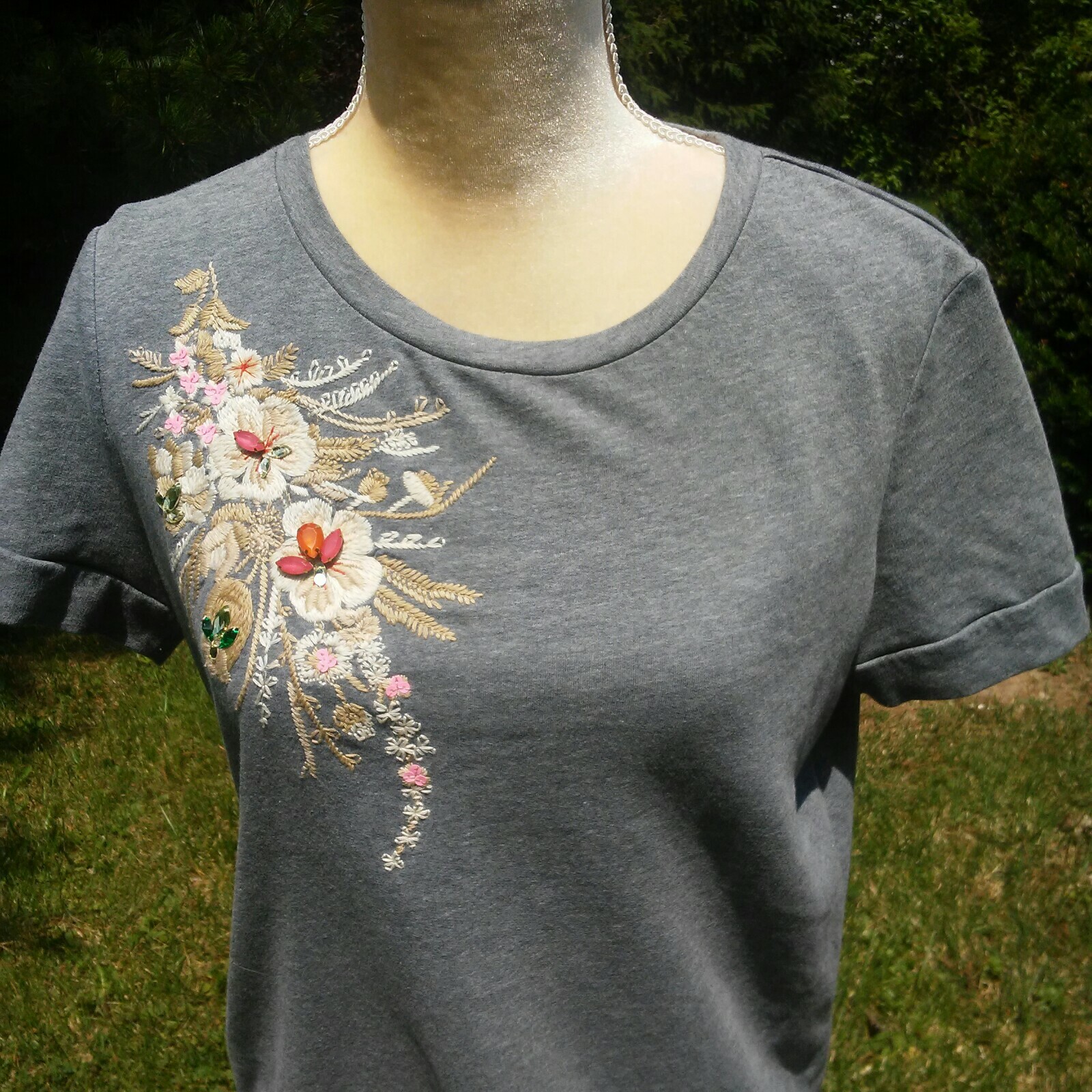 Peter Som For Design Nation Gray Floral Jeweled T Shirt Medium