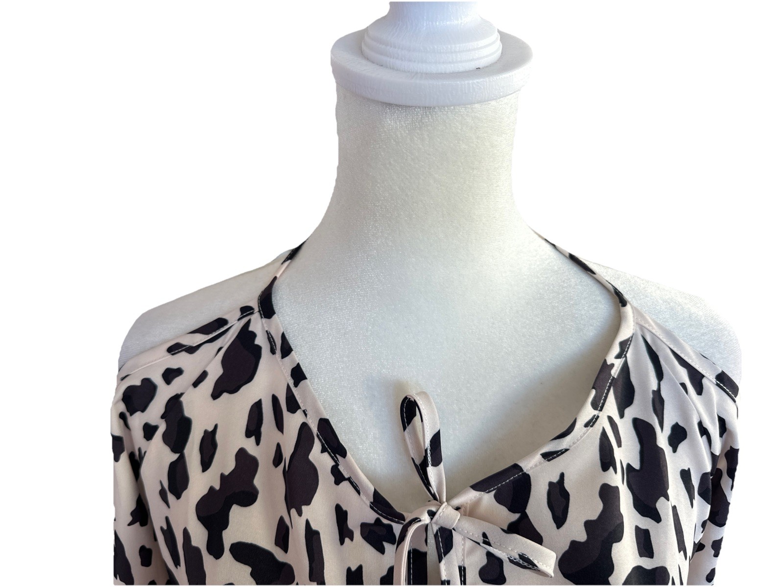 NWOTs Animal Print Cream & Black Bare Shoulder Dress Bottom Ruffle No Brand Sz M