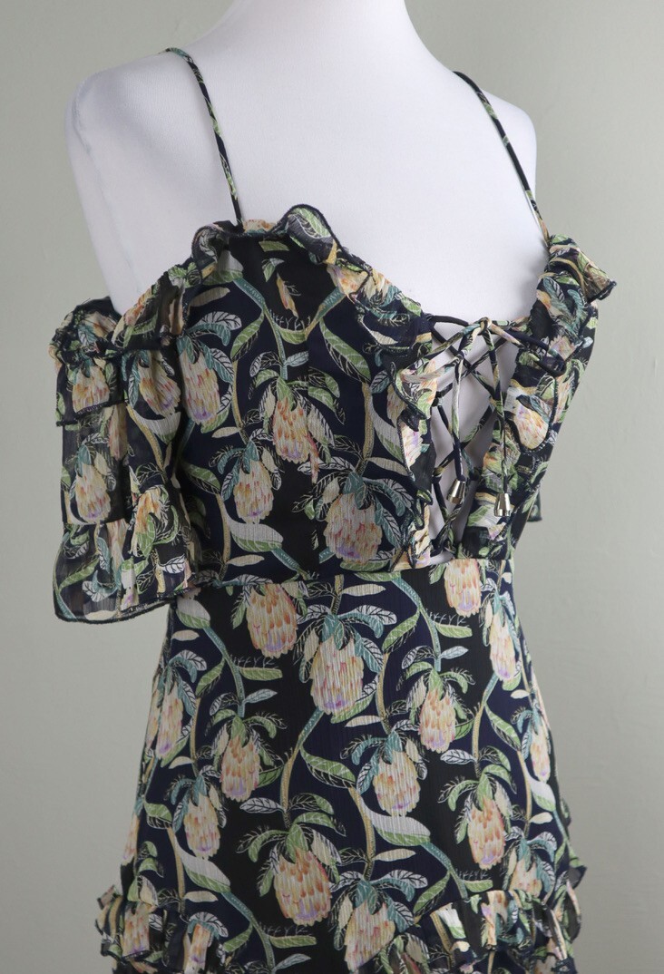 SELFIE LESLIE NWT Navy Ruffle Structured Floral Lace UpMini Dress Size Medium