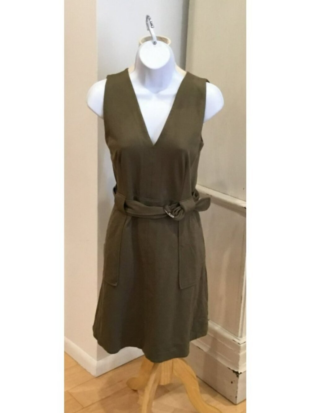 Sleeveless Olive Green Belted Dress with V-Neck and Side Pockets