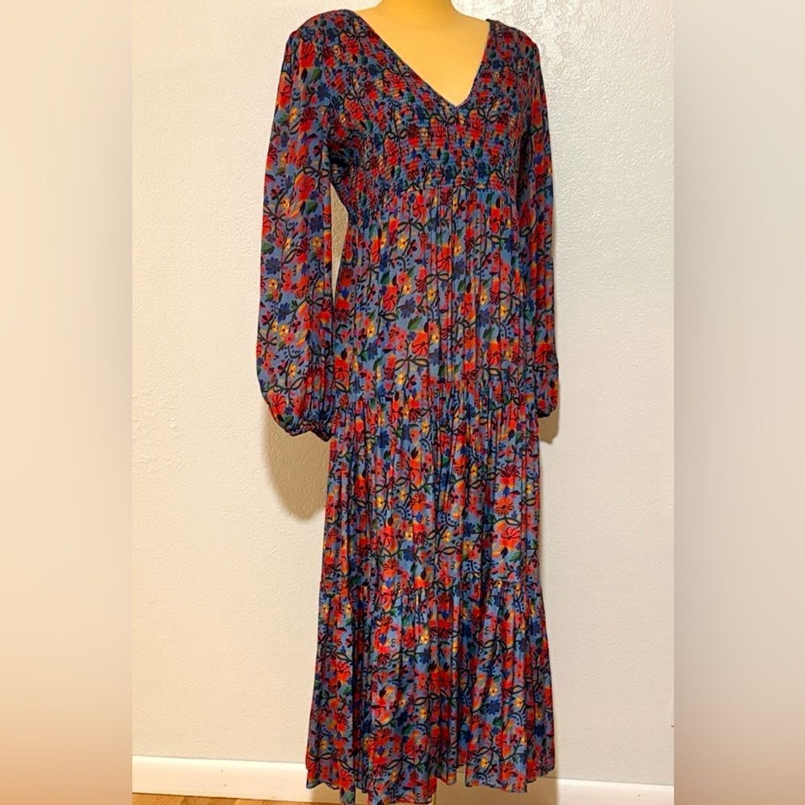 RIXO Floral V-Neck Maxi Dress Brooke Red Blue Smocked Tiered Puff Long Sleeve XL