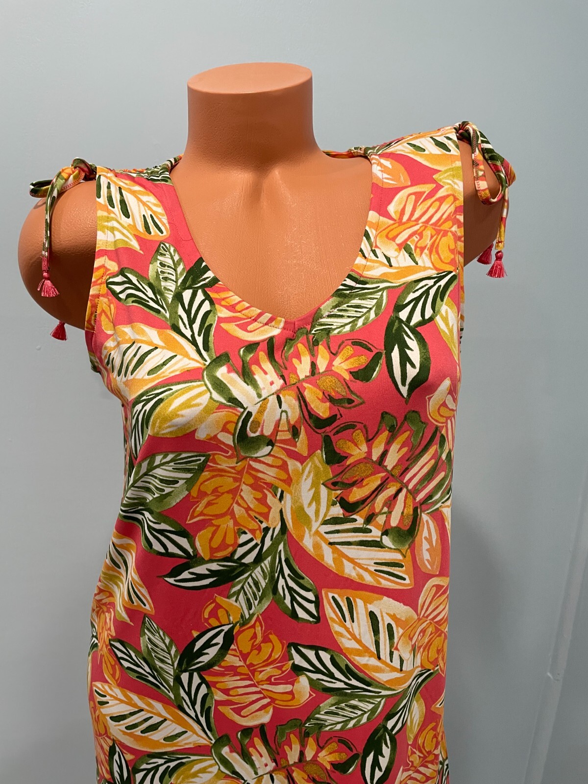 Caribbean Joe NWT size M Shoulder Tie Shift Dress