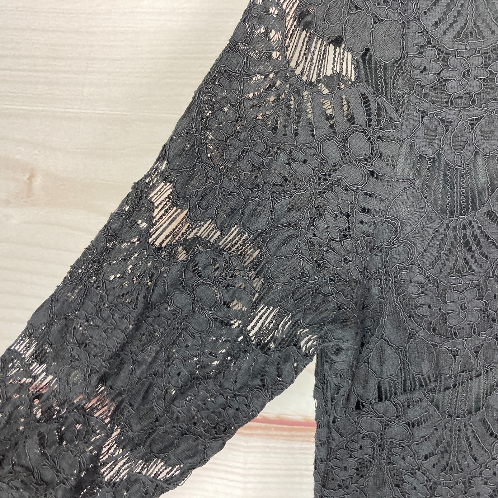 Solitaire Dress Womens Medium Black 3/4 Sleeve Scoop Neck Lace Shift Solid