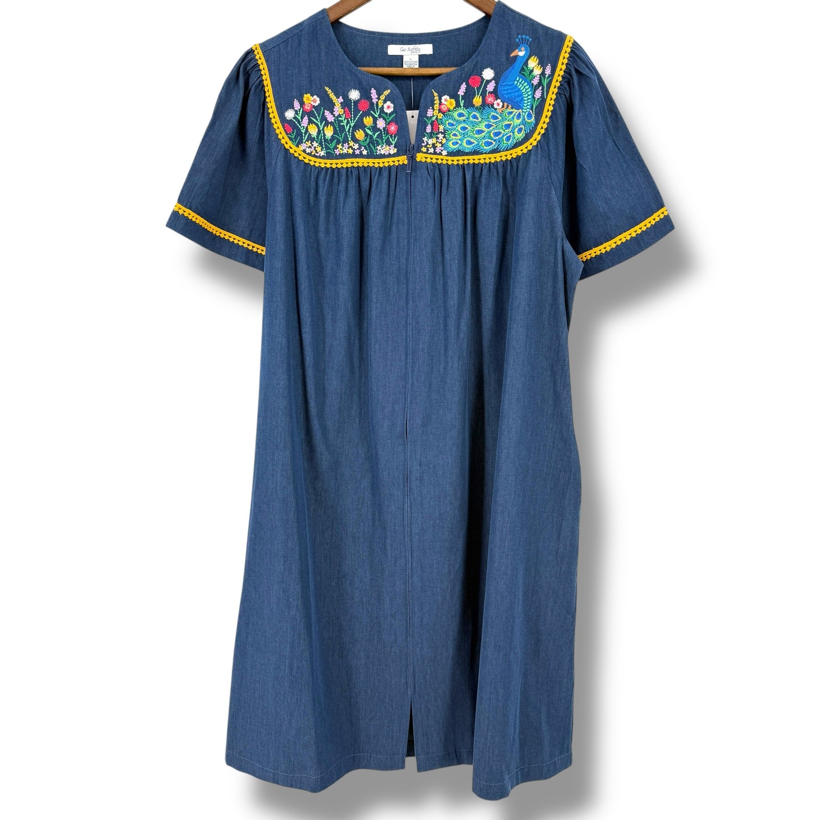 Go Softly Denim Embroidered Floral Peacock Patio Dress Sz Small Full Zip