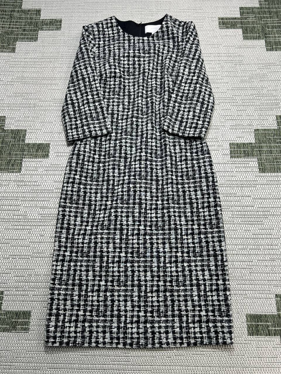 Hugo Boss Dress Womens 6 Black White Knit Midi