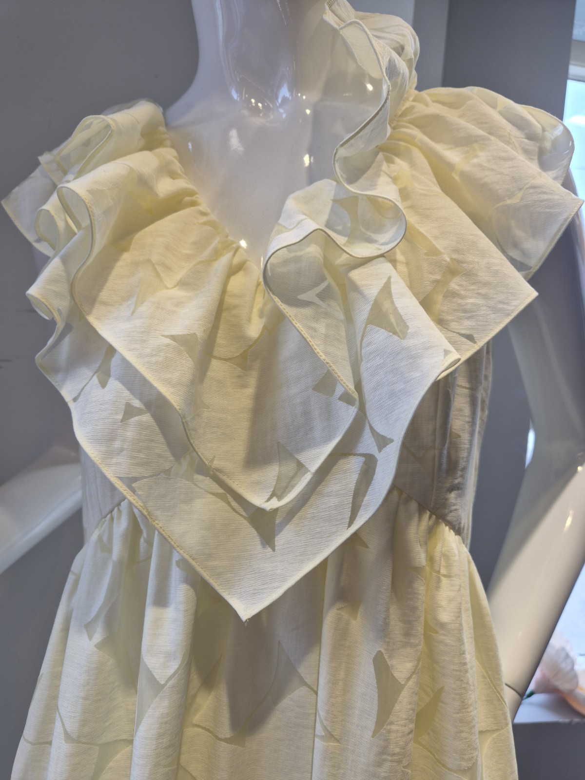 Lilly Pulitzer Ritamarie Ruffle Maxi Dress Yellow Floral Size 4 NWT Flaw