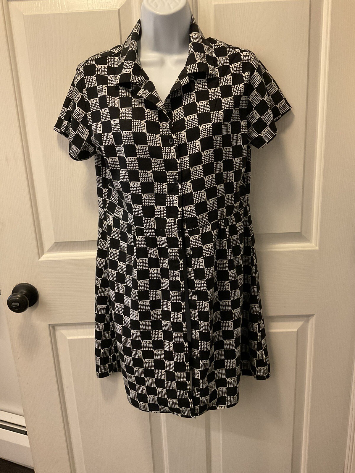 Vans Button Front Dress Black/white Logo Viscose S/sleeve Sz S