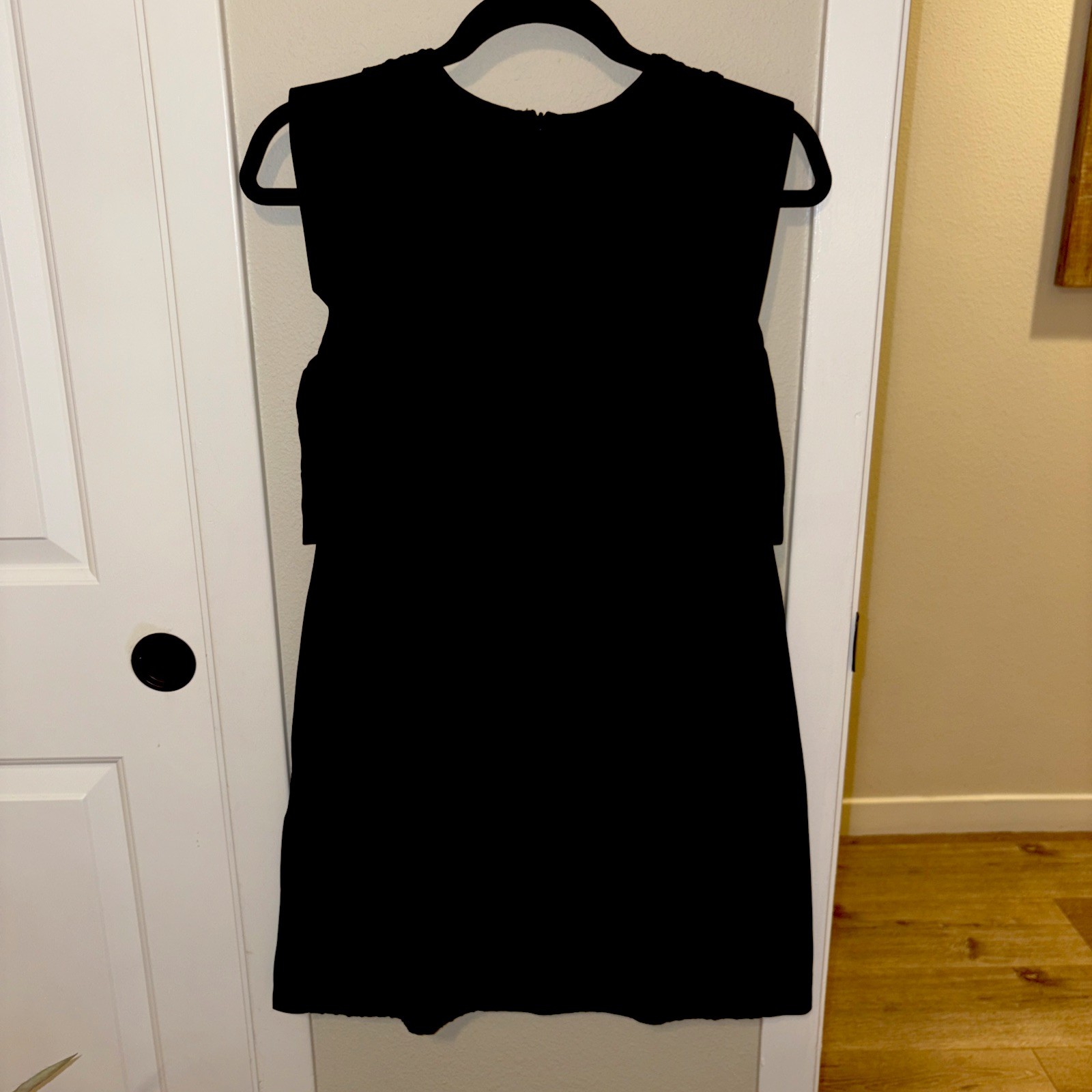 NWT! Saturday Club Peak Shoulder Layered Textured Dress Size Small Black