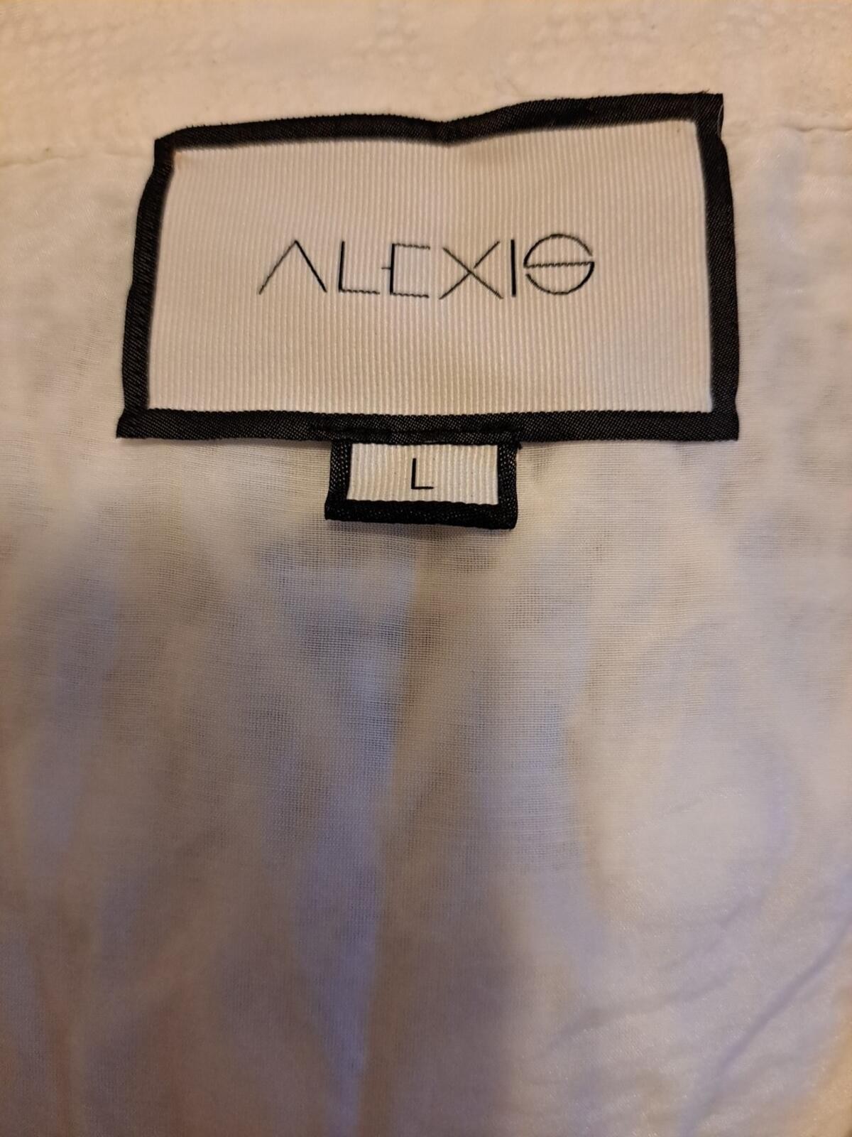 Alexis Dress Ivory Lace Size L EUC Bell Sleeves